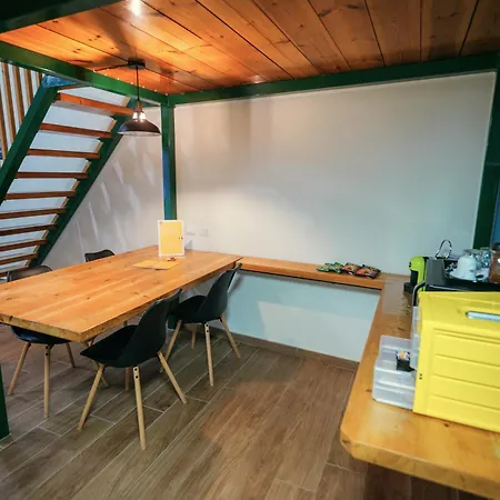 Appartement Terminal 1 *
