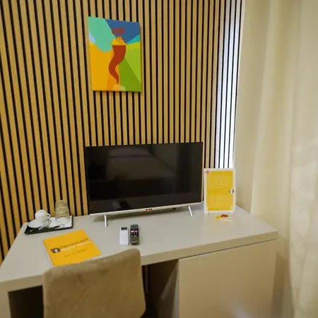 Terminal 1 Apartment *